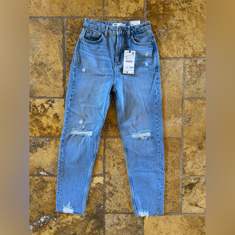 Light Wash Zara Ripped Jeans